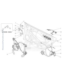 09.33 - 4 - REAR DOORS: MECHANISMS